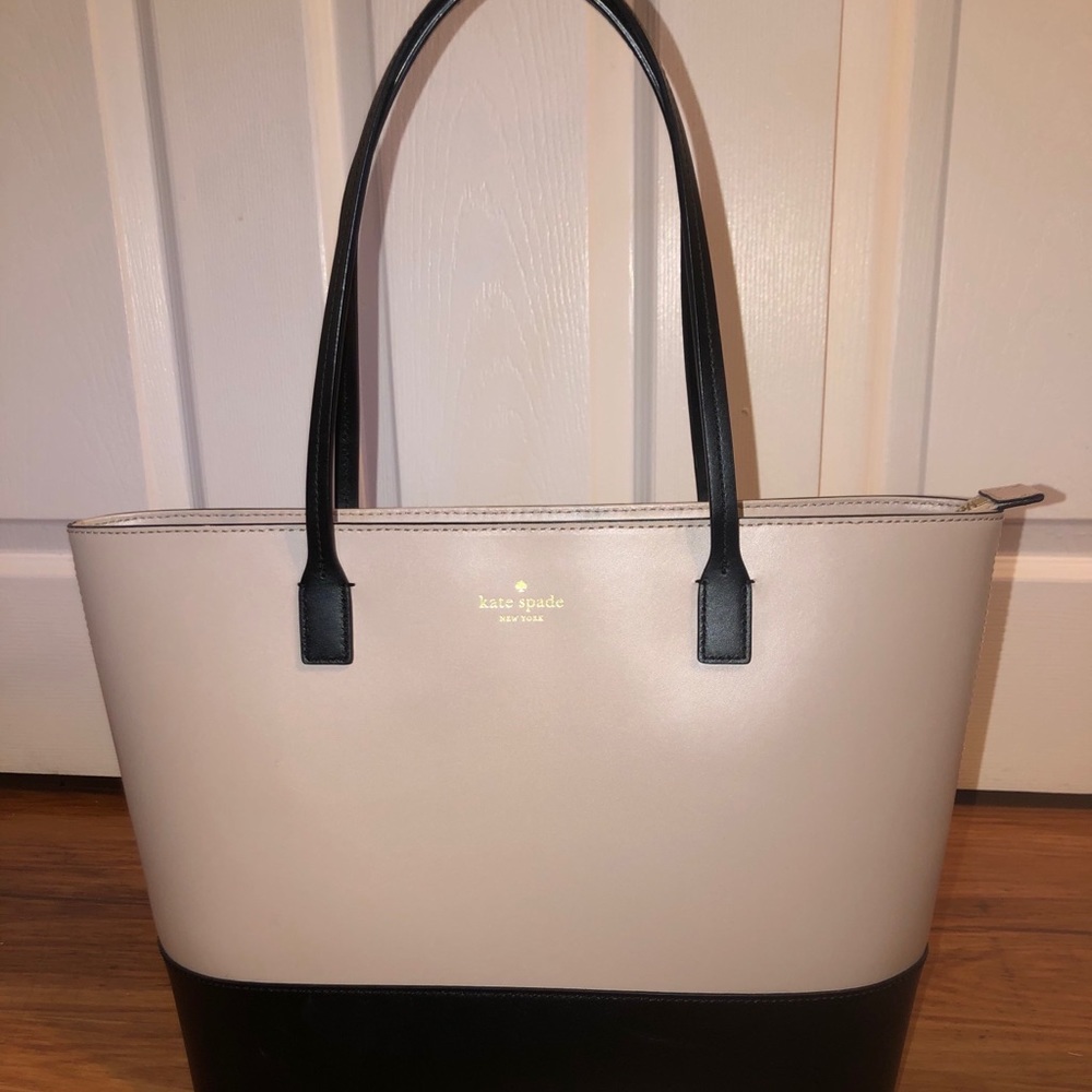 Kate spade purse